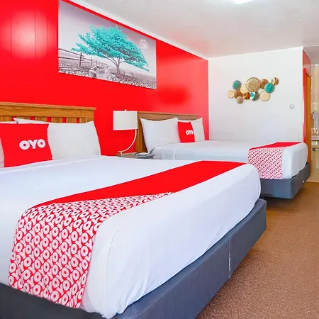 Oyo Hotel Lamberton Hwy 14 Exterior photo